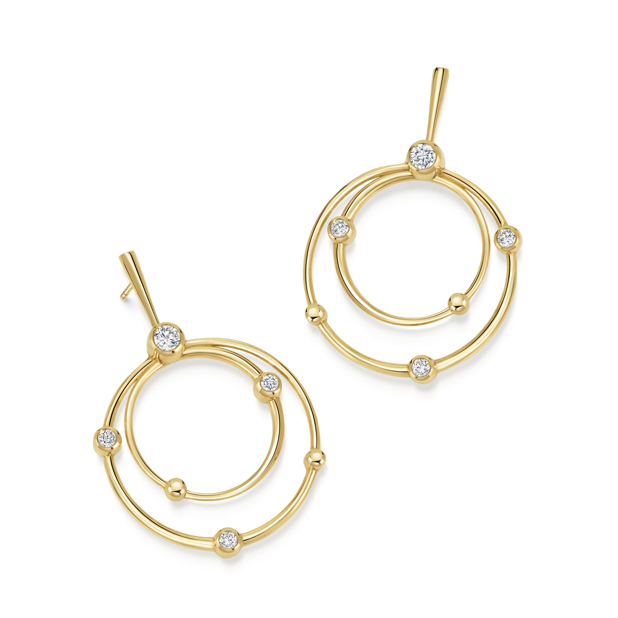 Marina Skia luxurious pair of hoop earrings in diamond and 18K yellow gold front view